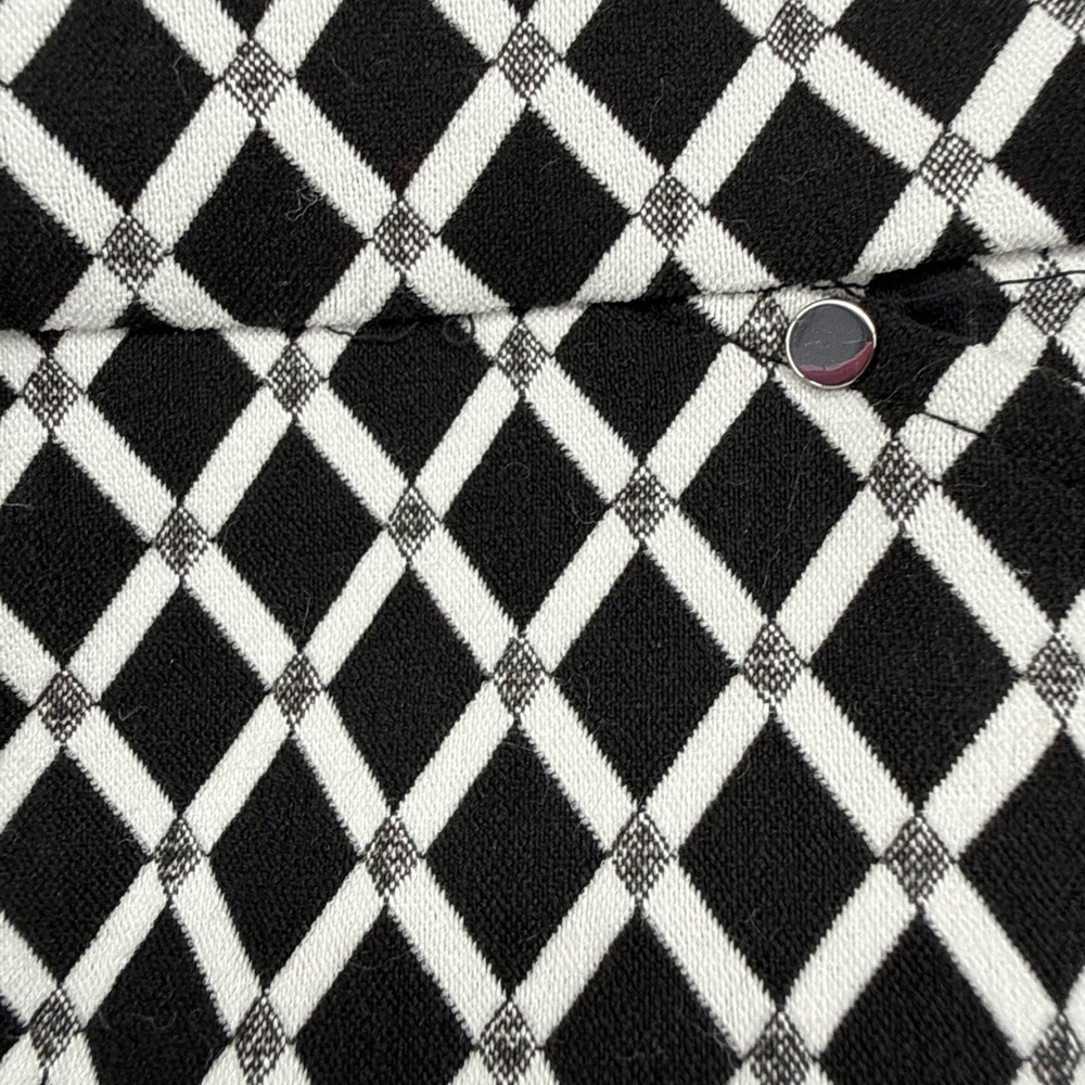 NWT INC International Concepts Women's Black White Diamond Print Shorts Size 12 - Picture 3 of 13